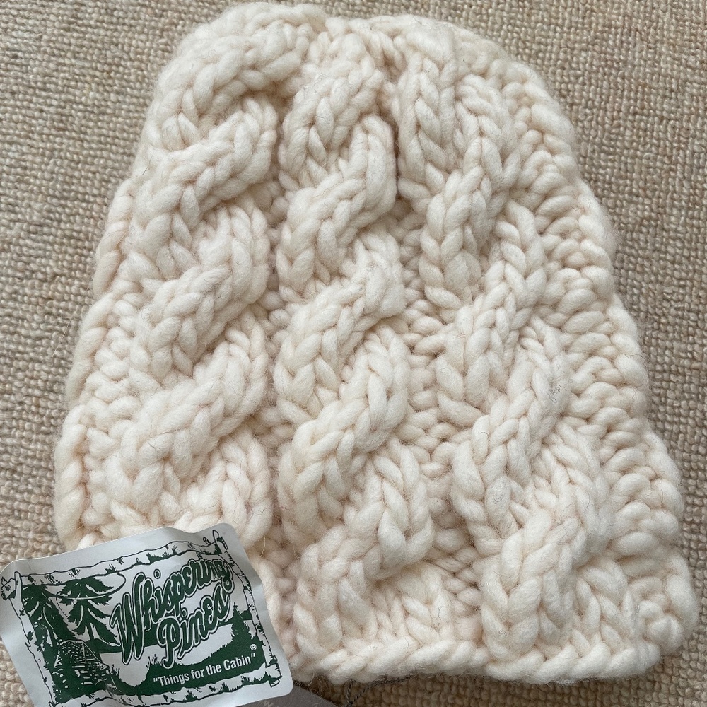 NWT - Elizabeth Gillett Handmade cableknit ski hat